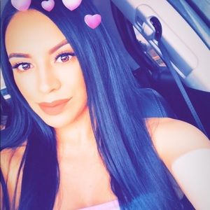 Meet your Posher, Selena